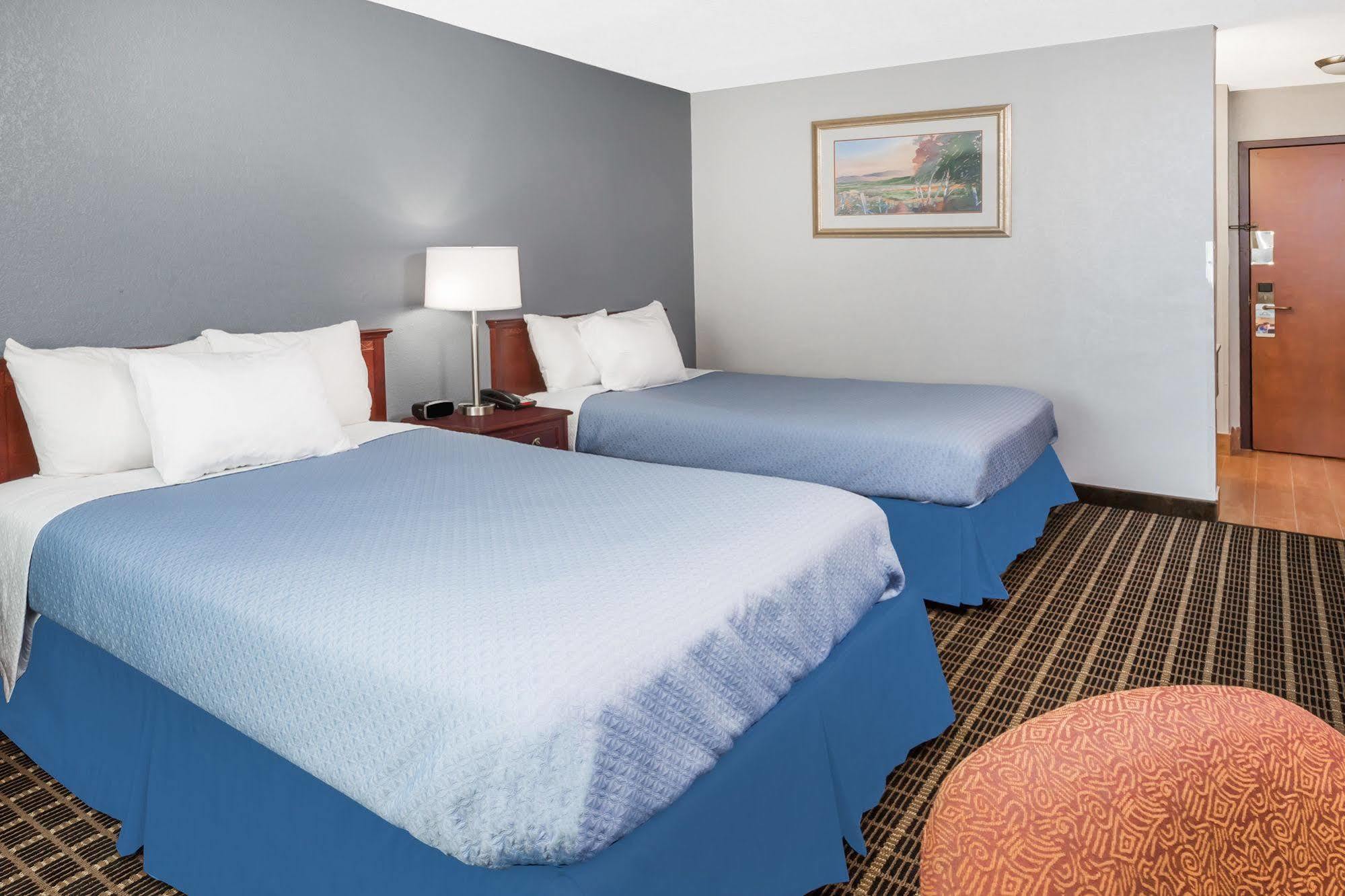 Days Inn By Wyndham Clive - West Des Moines Eksteriør bilde